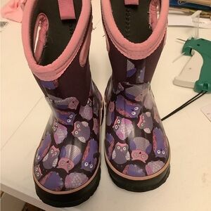 Bogg Kids Owl Pattern Rain Boots - Pink and Purple
